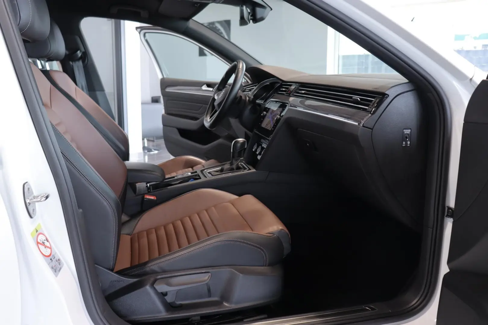 Passat Var 2.0 TDI Elegance *IQ-LIGHT*KAMERA*ACC