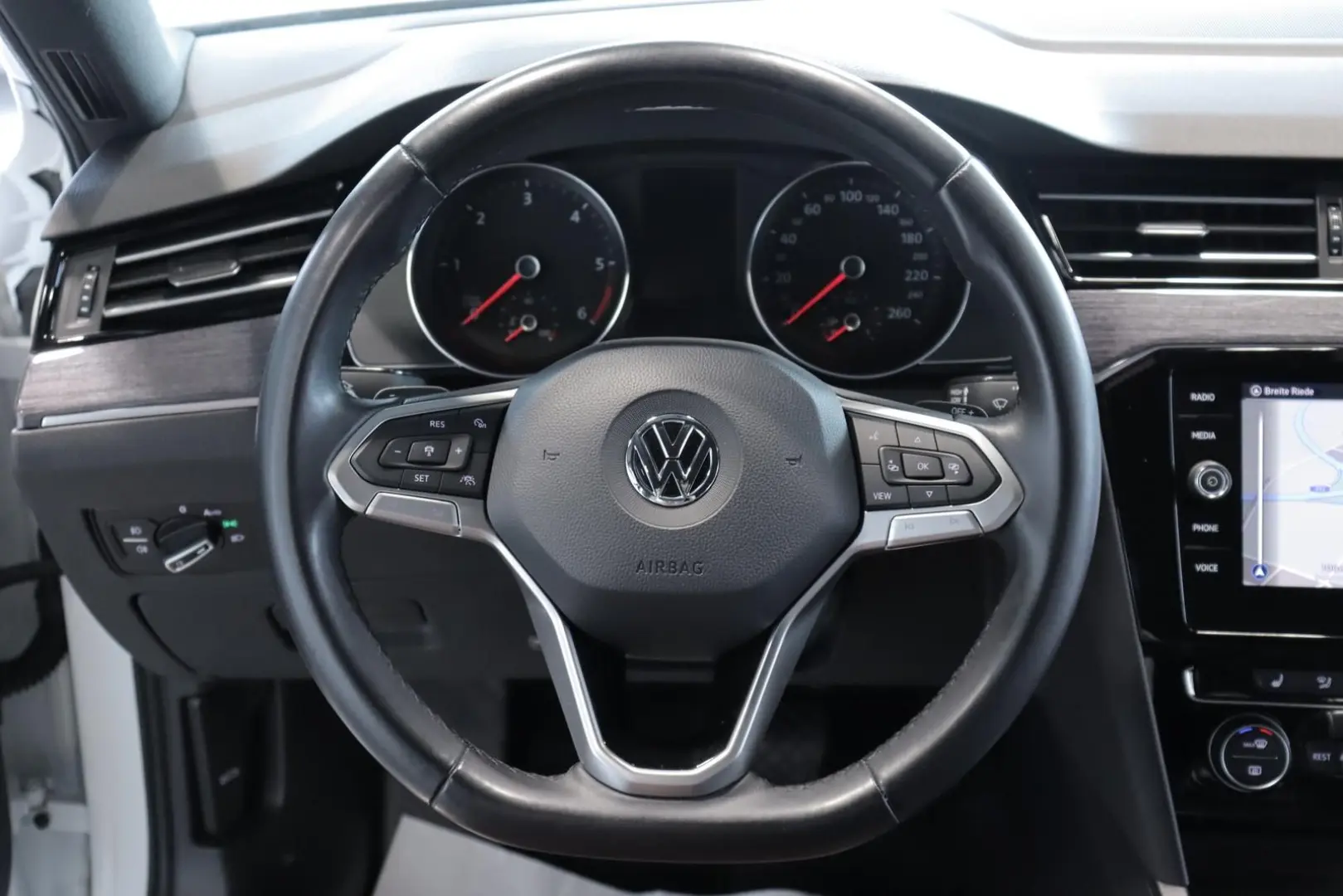 Passat Var 2.0 TDI Elegance *IQ-LIGHT*KAMERA*ACC