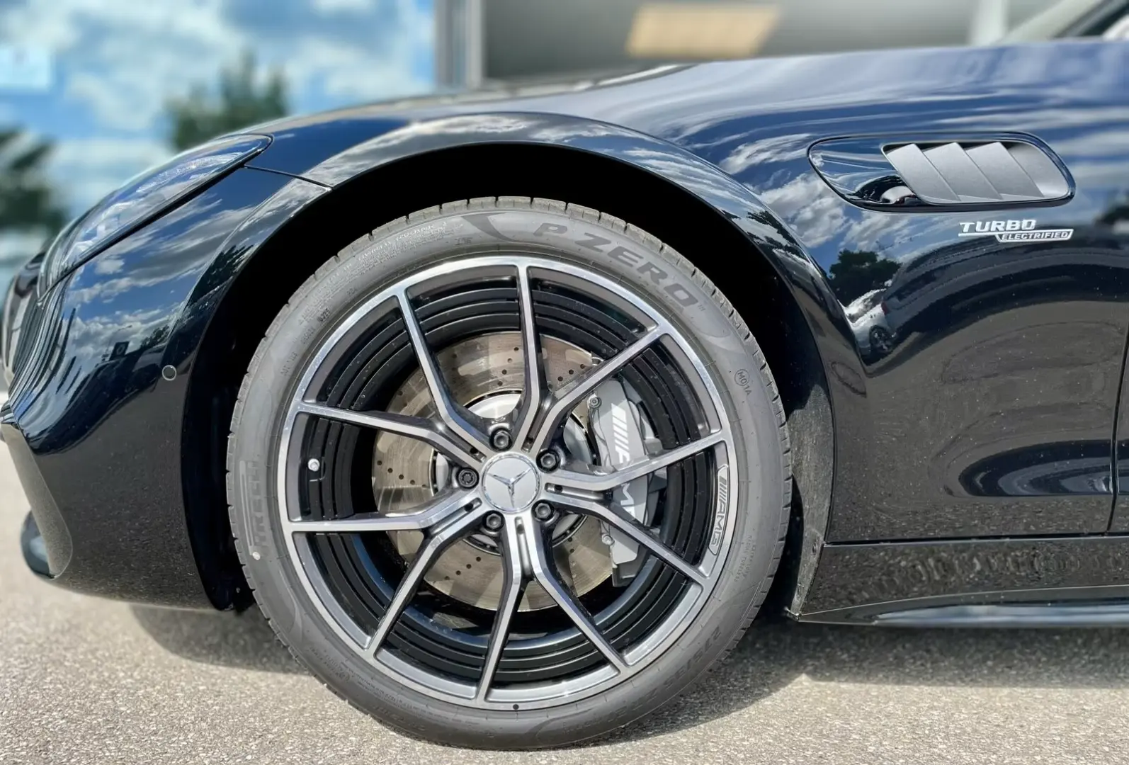 Mercedes-Benz AMG GT 43 Night Premium+ Burmester Dist