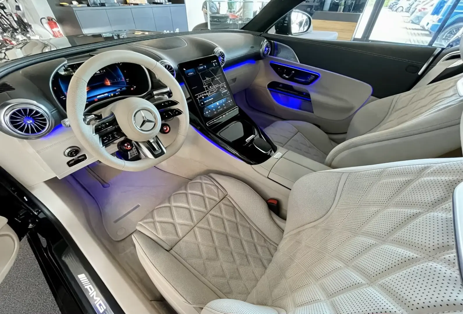 Mercedes-Benz AMG GT 43 Night Premium+ Burmester Dist