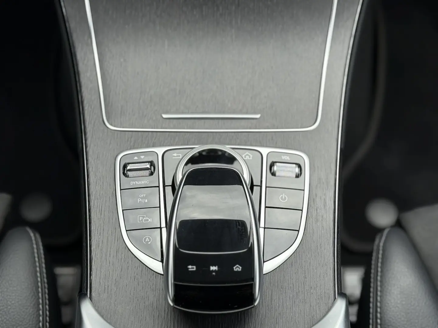 C 220 d AMG/NIGHT/KAMERA/LEDER/NAVI/PDC/1.HAND