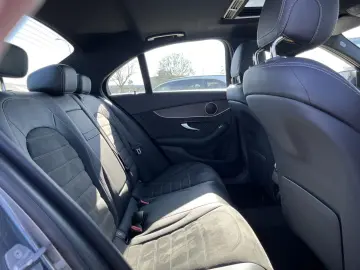 C 300e 4M AMG+DISTRONIC+AHK+KAMERA+AKUSTIKGLAS++