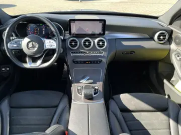C 300e 4M AMG+DISTRONIC+AHK+KAMERA+AKUSTIKGLAS++