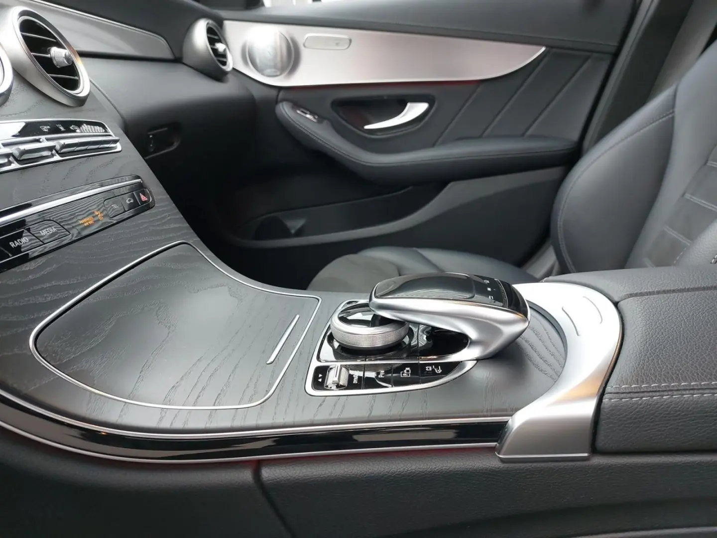 C 300 de AMG Night+Burmester+Distr+Kamera+Ambi