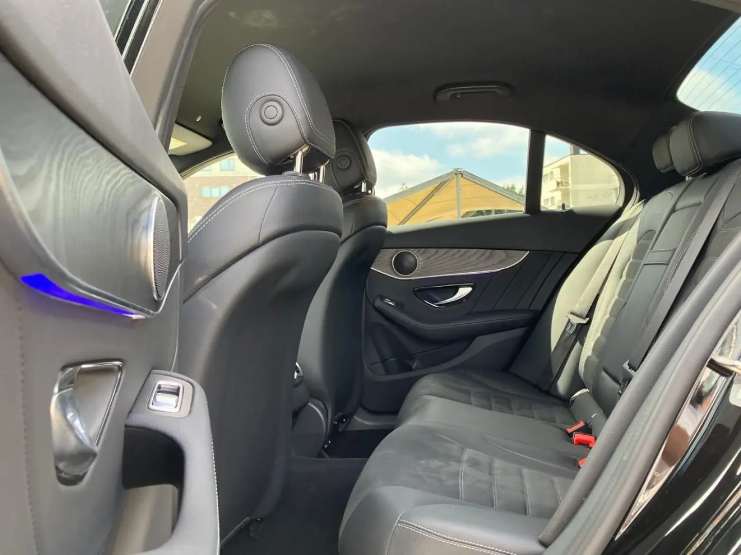 C 300 e 4M AMG Night Distronic LED Volldigital
