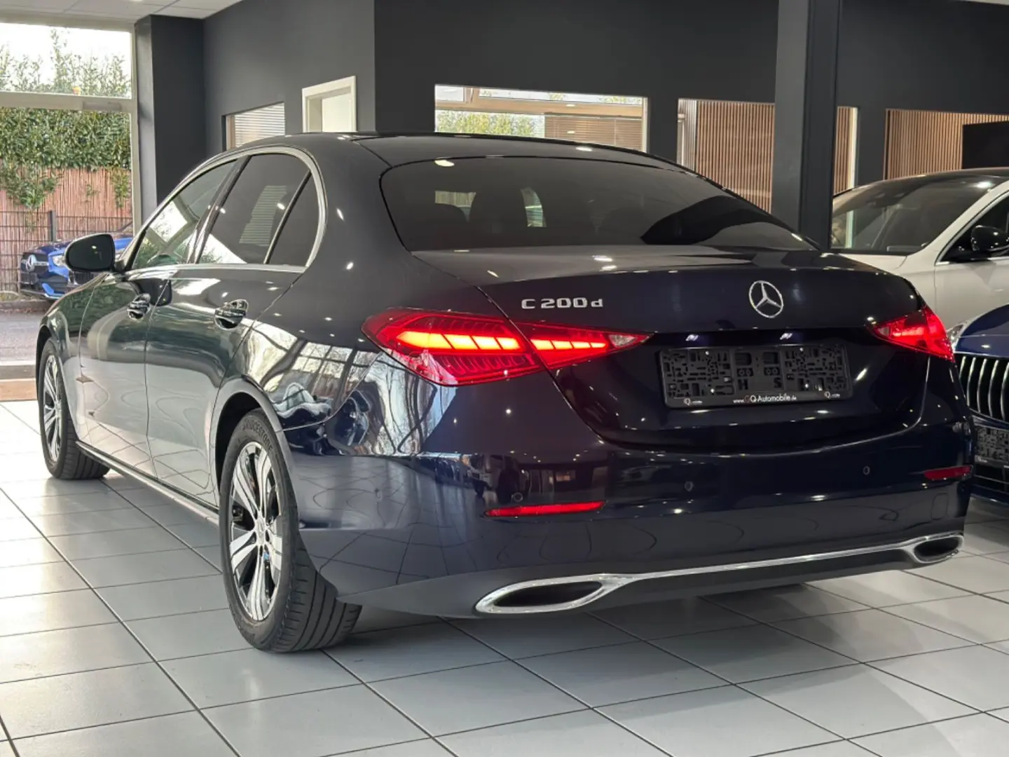 C 200d Limo Avantgarde*KAMERA*CARPLAY*LED-SCHW*