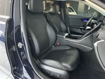 C 200d Limo Avantgarde*KAMERA*CARPLAY*LED-SCHW*