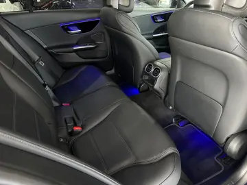 C 200d Limo Avantgarde*KAMERA*CARPLAY*LED-SCHW*