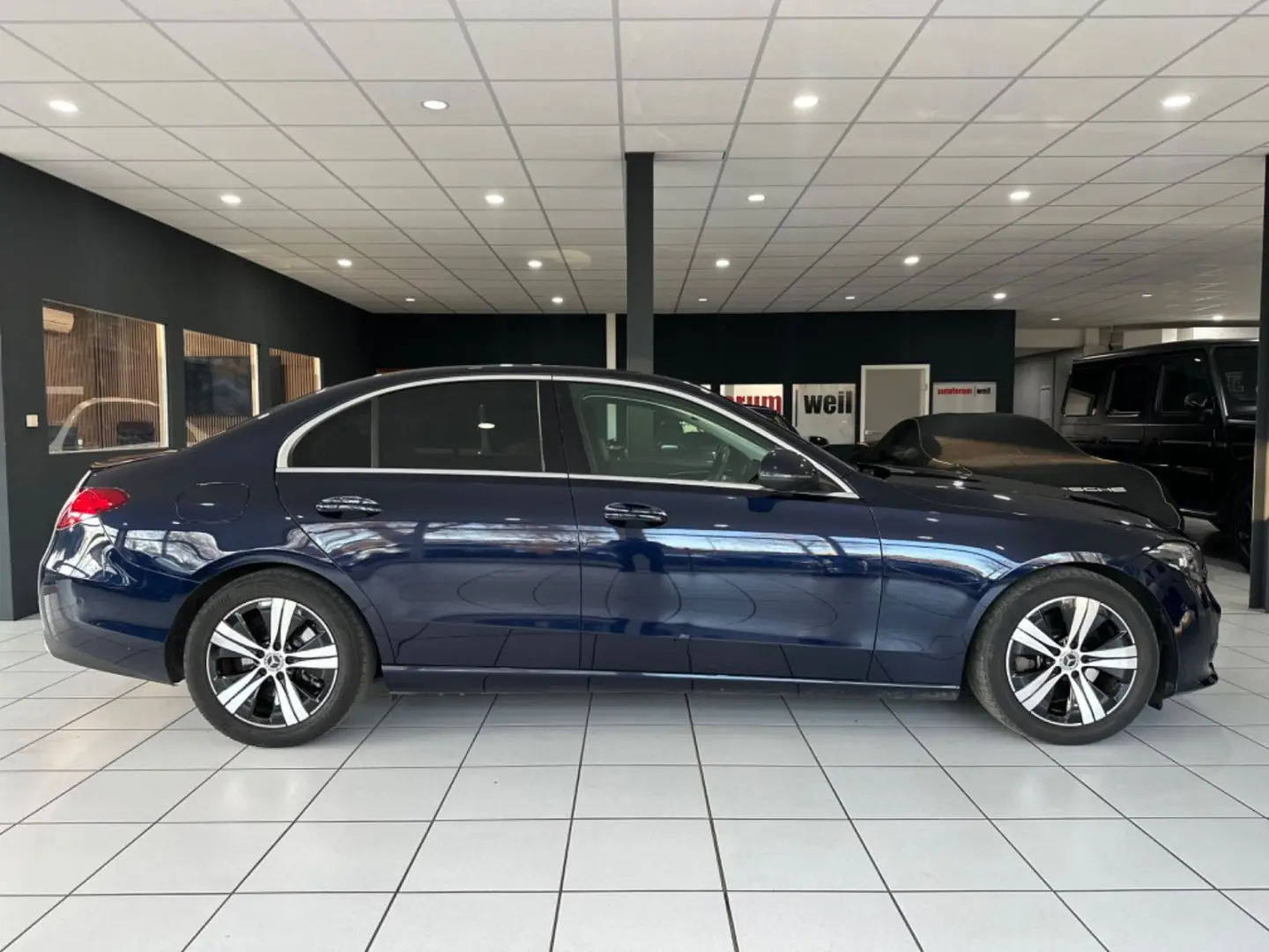 C 200d Limo Avantgarde*KAMERA*CARPLAY*LED-SCHW*