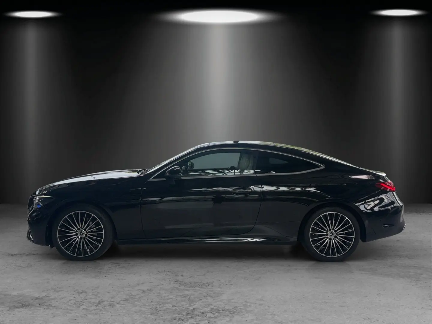 CLE 220 d Coupé Distro AMG PANO KeyGo Burm3D 360