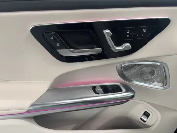 CLE 220 d Coupé Distro AMG PANO KeyGo Burm3D 360