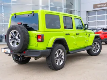 Jeep Wrangler SAHARA 2.0 Turbo 4x4 Automat