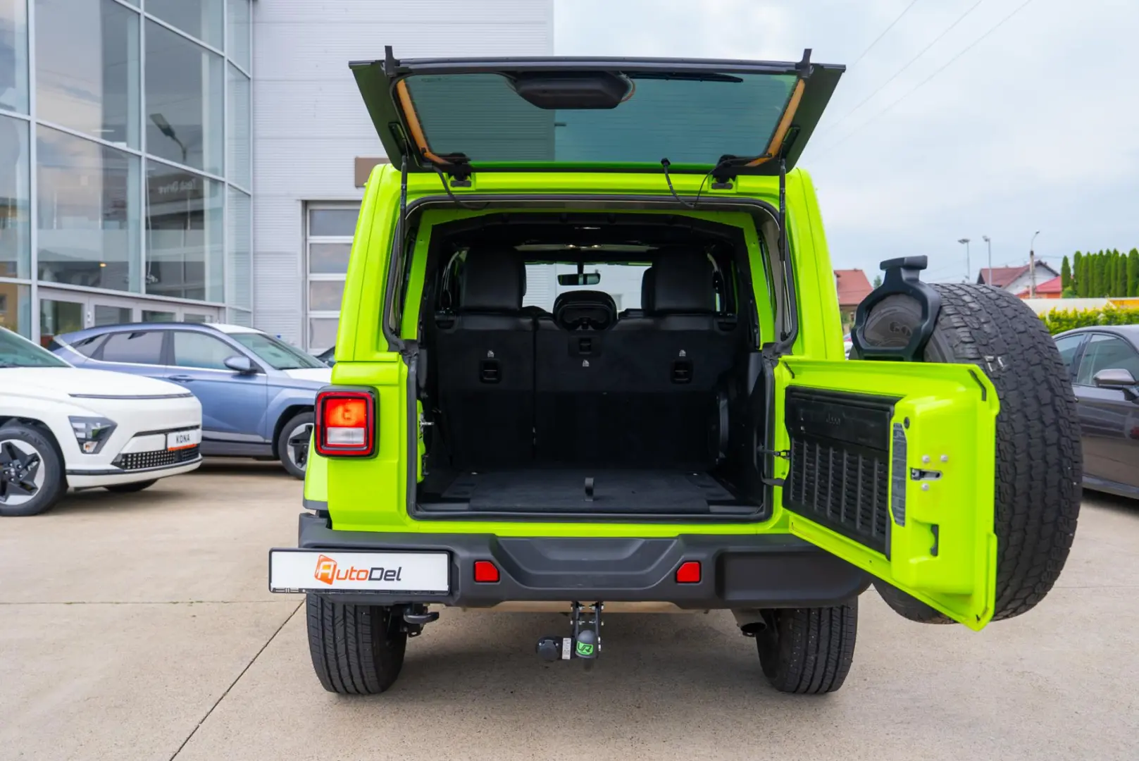 Jeep Wrangler SAHARA 2.0 Turbo 4x4 Automat