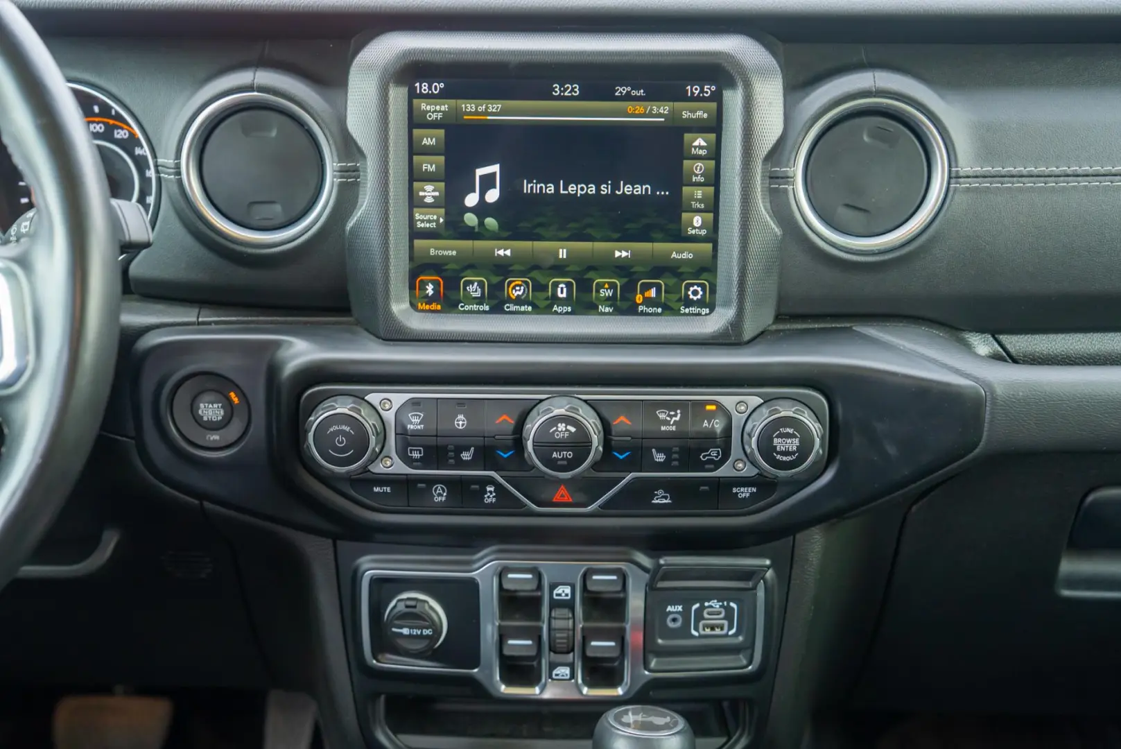 Jeep Wrangler SAHARA 2.0 Turbo 4x4 Automat