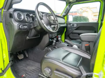 Jeep Wrangler SAHARA 2.0 Turbo 4x4 Automat