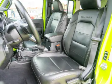 Jeep Wrangler SAHARA 2.0 Turbo 4x4 Automat