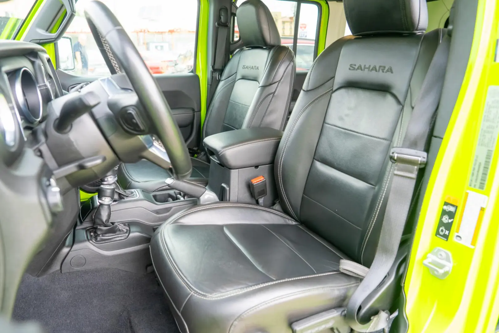 Jeep Wrangler SAHARA 2.0 Turbo 4x4 Automat