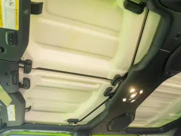 Jeep Wrangler SAHARA 2.0 Turbo 4x4 Automat
