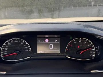 2021 Peugeot 2008 PURETECH 130 CP ACTIVE BUSINESS