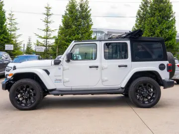 Jeep Wrangler IV Unlimited 2.0 Plug-in Hybrid 4xe 4x4 SAHARA