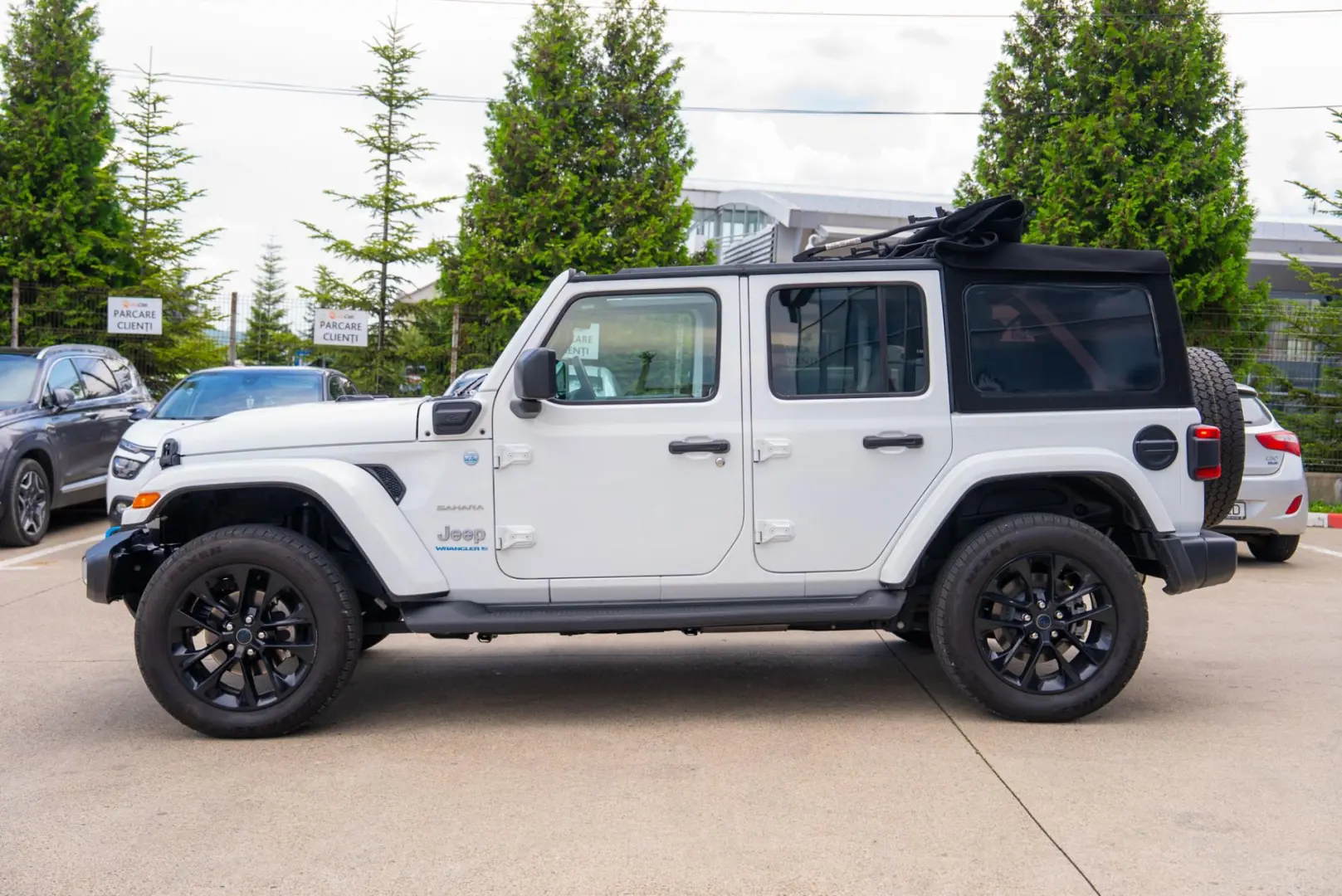 Jeep Wrangler IV Unlimited 2.0 Plug-in Hybrid 4xe 4x4 SAHARA