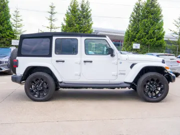 Jeep Wrangler IV Unlimited 2.0 Plug-in Hybrid 4xe 4x4 SAHARA