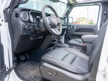 Jeep Wrangler IV Unlimited 2.0 Plug-in Hybrid 4xe 4x4 SAHARA
