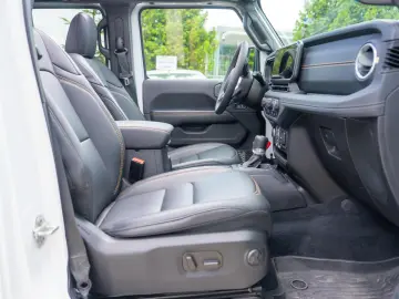 Jeep Wrangler IV Unlimited 2.0 Plug-in Hybrid 4xe 4x4 SAHARA