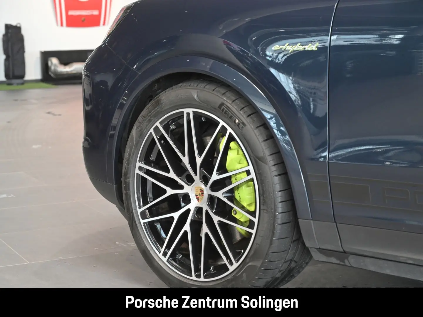 Cayenne E-Hybrid Coupe Beifahrerdisplay BOSE 22'