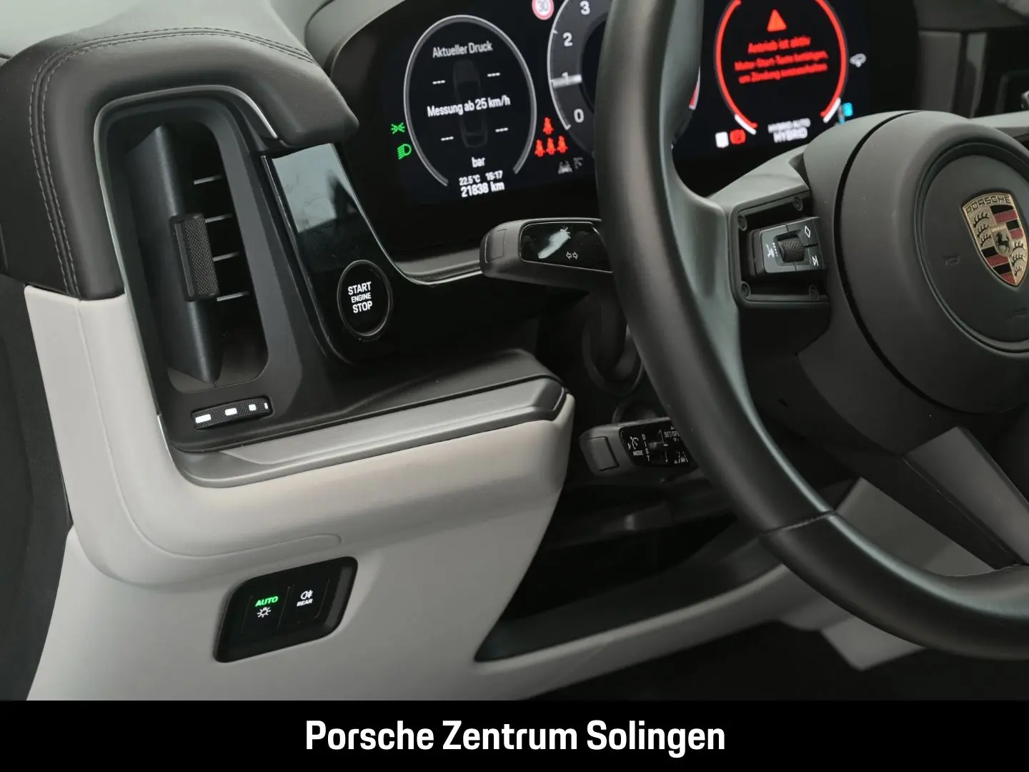 Cayenne E-Hybrid Coupe Beifahrerdisplay BOSE 22'