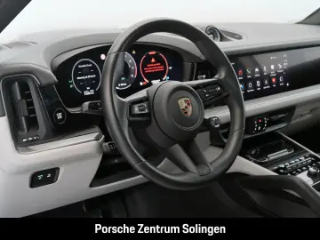 Cayenne E-Hybrid Coupe Beifahrerdisplay BOSE 22'