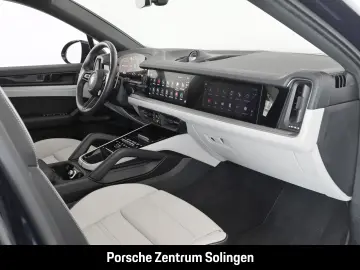 Cayenne E-Hybrid Coupe Beifahrerdisplay BOSE 22'