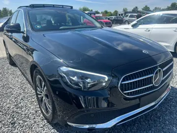 E 220d E-KlasseLim/ShzG/Pano/AHK/E.Sitz/Anbient