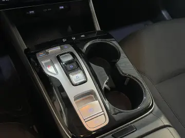 Tucson Hybrid 4WD dig.Cockpit R.Cam PDC DAB+
