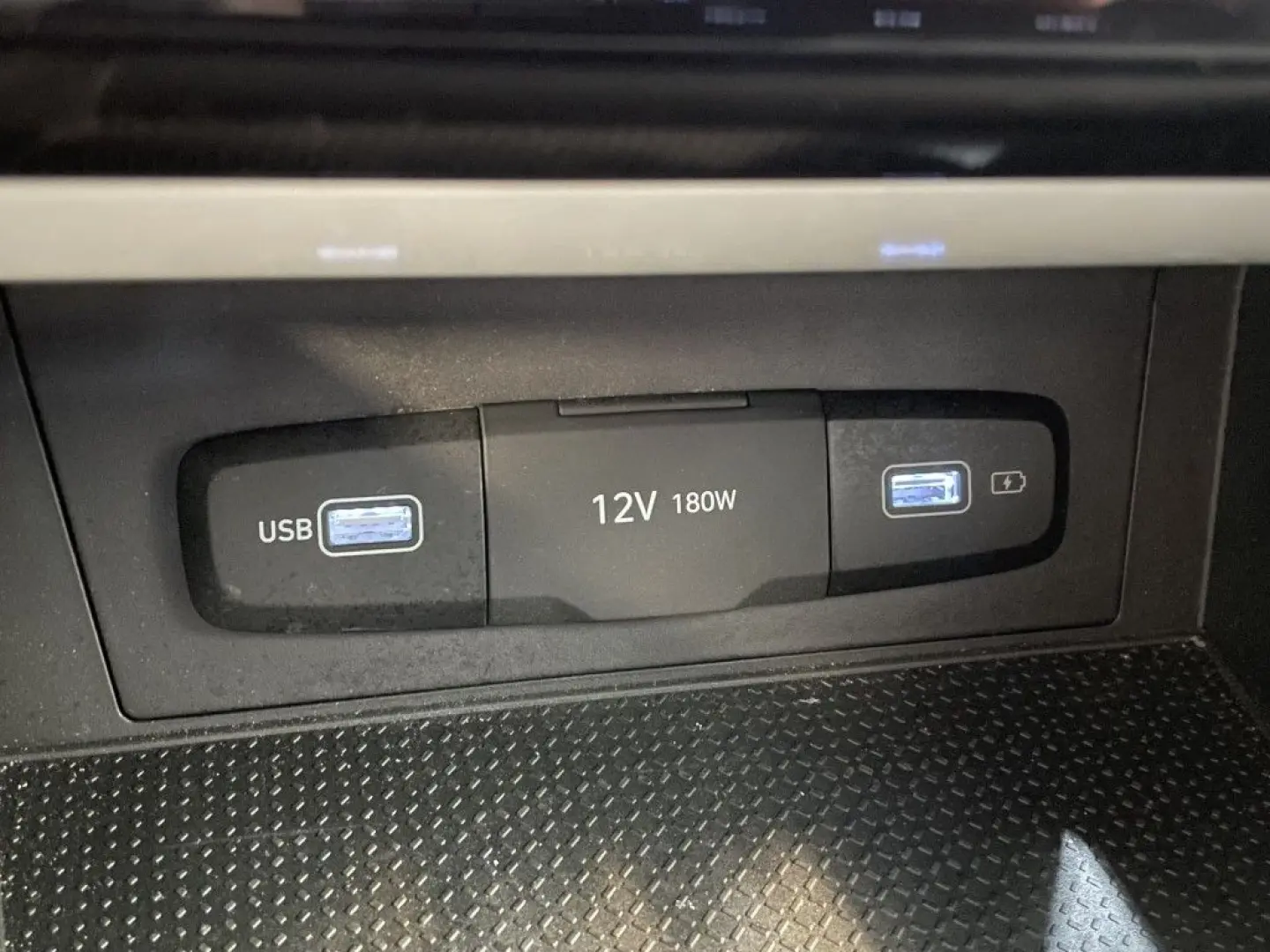 Tucson Hybrid 4WD dig.Cockpit R.Cam PDC DAB+