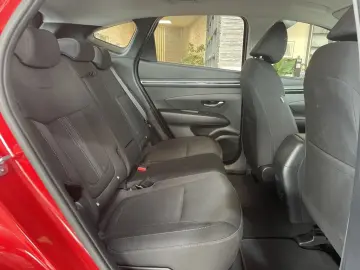 Tucson Hybrid 4WD dig.Cockpit R.Cam PDC DAB+