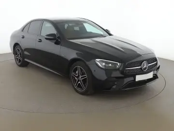 E-Klasse E 300e AMG Line Aut. NAVI LED TEMPO PLA