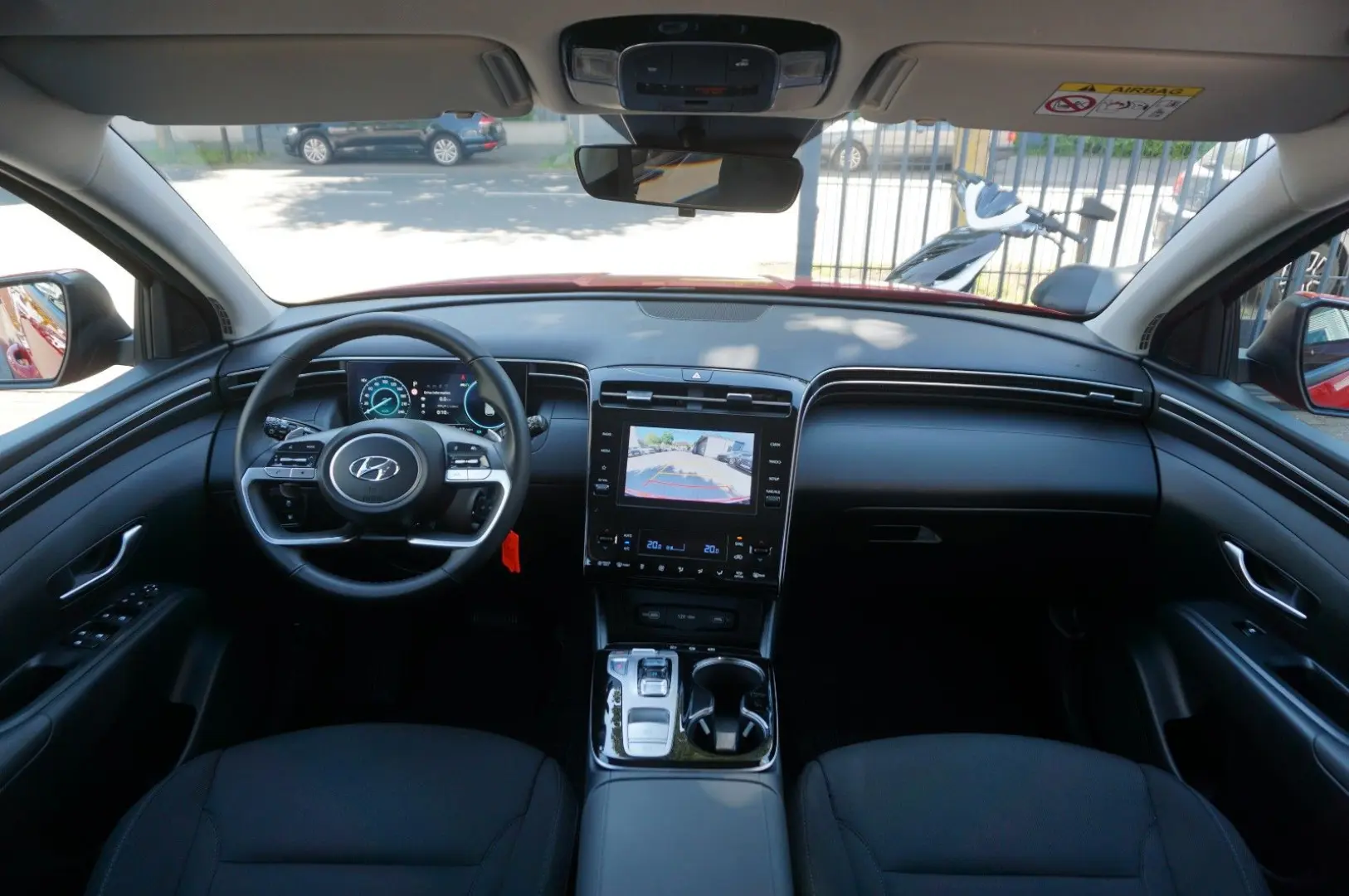 Tucson Basis Plug- In Hybrid 4WD Carplay Kam AC