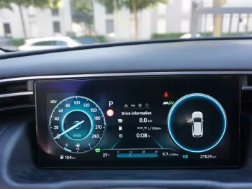 Tucson Basis Plug- In Hybrid 4WD Carplay Kam AC