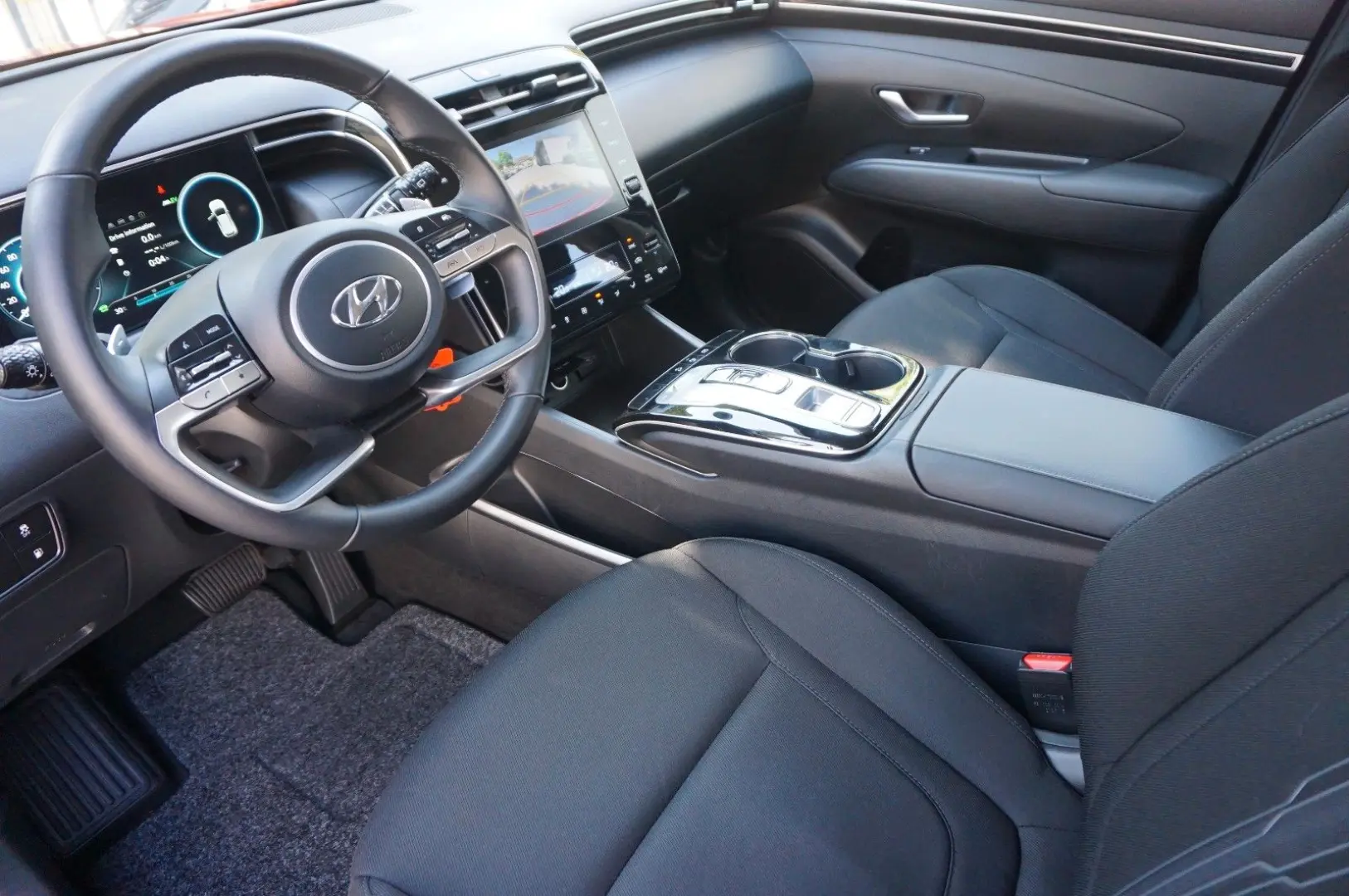 Tucson Basis Plug- In Hybrid 4WD Carplay Kam AC