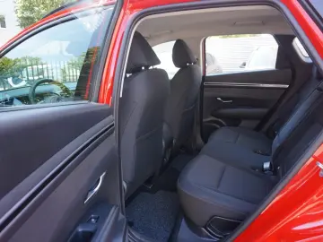 Tucson Basis Plug- In Hybrid 4WD Carplay Kam AC