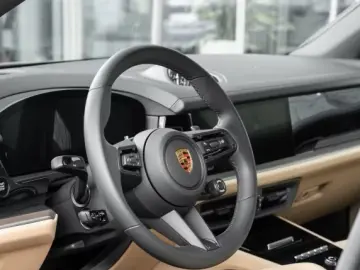 Porsche Cayenne E-Hybrid BOSE InnoDrive Panorama