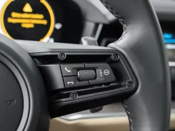 Porsche Cayenne E-Hybrid BOSE InnoDrive Panorama