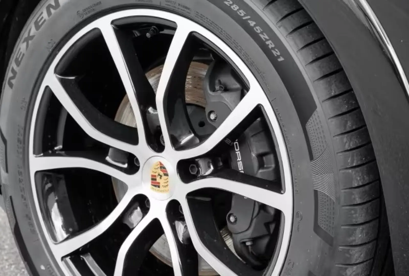 Porsche Cayenne E-Hybrid BOSE InnoDrive Panorama