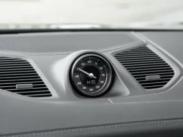 Porsche Cayenne E-Hybrid BOSE InnoDrive Panorama