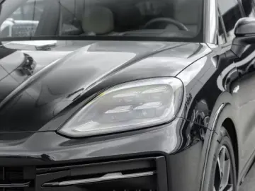 Porsche Cayenne E-Hybrid BOSE InnoDrive Panorama