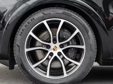 Porsche Cayenne E-Hybrid BOSE InnoDrive Panorama