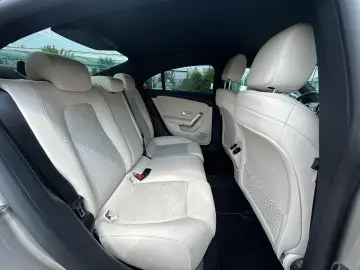 Mercedes-Benz CLA 180 d Coupe