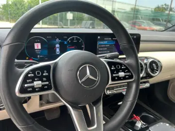 Mercedes-Benz CLA 180 d Coupe