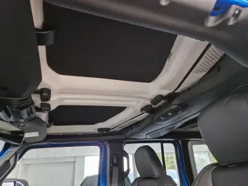 Jeep Wrangler Unlimited MY24 Rubicon LED